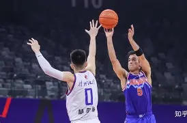 包含一记绝杀球，带领球队战胜强大对手的词条