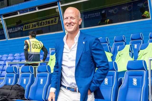 伯明翰城主教练赞扬球员拼搏精神(伯明翰球队的老板)